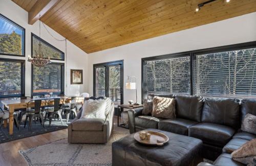 Blue River House | Boulder Bend, the perfect mountain getaway!