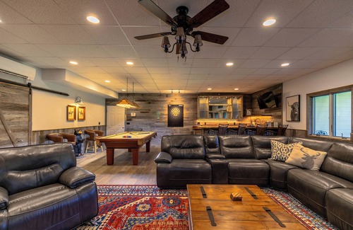 Banner Elk Cabin | Boulder Sky at River Run - Views, hot tub, firepit, pool table, close to Banner Elk & skiing!