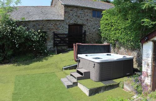 Littleham House | Boundstone Farmhouse