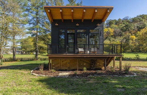Frankfort Cottage | Bourbon Barrel Cabin B. There are 2 cabins available A & B. Brand new Cabins.
