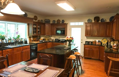 Bardstown Other | Bourbon Estate Trail sleeps 12, 6 BRs, 47ac of Waterfalls, Meadows and Creek