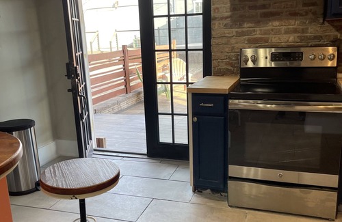 Smoketown Jackson House | Bourbon House located within 1-2 miles from the local Distilleries