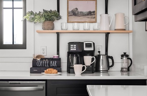 Nazareth Other | Bourbon Retreat Hot Tub + Game