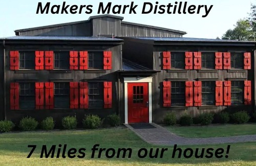 Springfield House | Bourbon Retreat: Hot Tub & KY Distillery Adventures