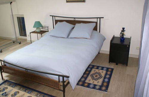 Castres House | Bouriette - The following BLUE 3 Per.