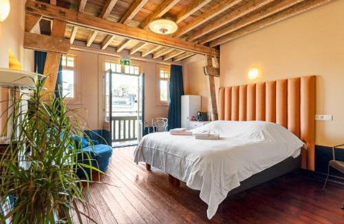 Zurenborg Apartment | Boutique Baron Osy Suite Second Street