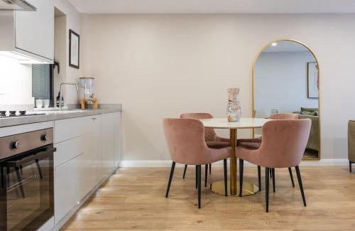 Belfast City Centre Apartment | Boutique City Center Apartment