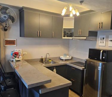 Lahug Apartment | Boutique City Hideaway Cebu Modern 2-Bedroom Condo Near IT Park