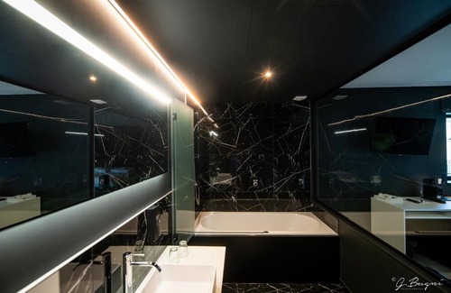 Spa Hotel | Boutique Hôtel, La Cour de la Reine, Rooftop city center