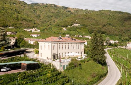 San Pietro di Barbozza Hotel | Boutique Hotel Municipio 1815