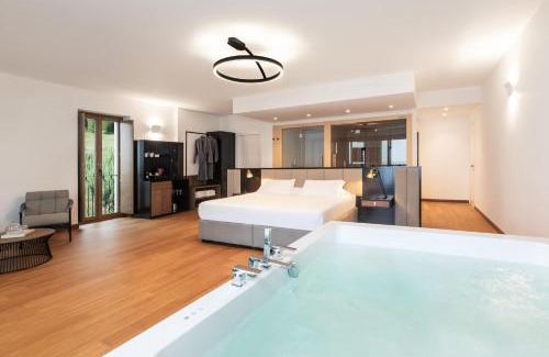 Navazzo Hotel | Boutique Hotel Villa Sostaga