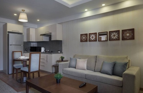 Zamalek Apartment | Boutique Residence Iconia-Lemon Spaces Zamalek