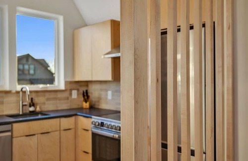 East Nashville House | Boutique Scandinavian 2Bdrm Guesthouse in East Nashville! - The Koselig Korner