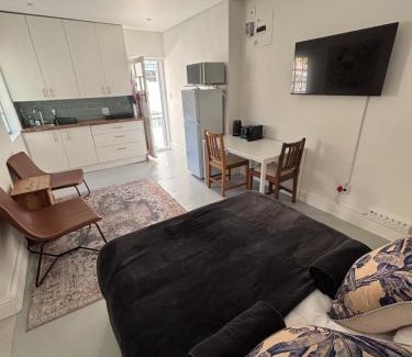 Fresnaye Apartment | Boutique Studio Apartment in Fresnaye