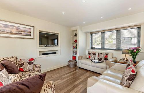 Norham House | Bow Well Lodge
