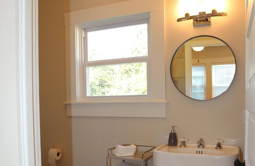 Biloxi Cottage | Bowen Avenue - The Best Street In Downtown Ocean Springs!