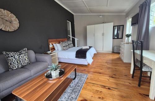 Komani House | Bowker's Self-Catering Accommodation