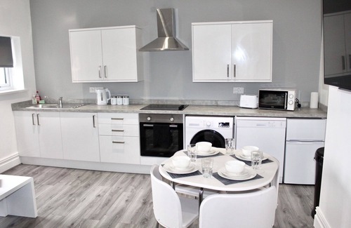 Blackpool Town Center Apartment | Boyd delux Apartment with spa bath