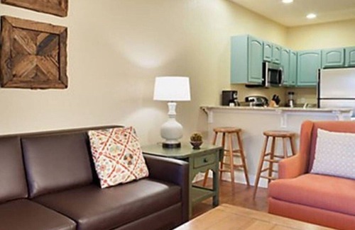 Boyne Falls Villa | Boyne Mountain Luxury 3 BR Full Kitchen Condo (A)