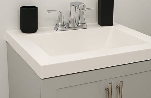 Boystown Apartment | Boystown Chic 2BR Escape