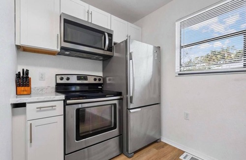 West Samoset House | Bradenton Breeze (Near Beach)