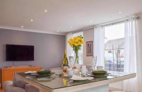 Levenmouth House | Bramble Cottage