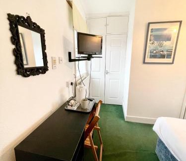 Frampton House | Bramley House