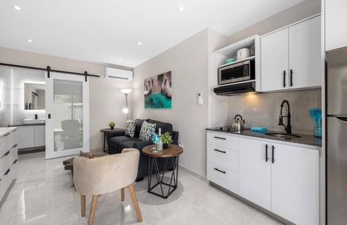 Washington Apartment | BRAND NEW 1BR2BA w/PrivatePool in Amazing Location