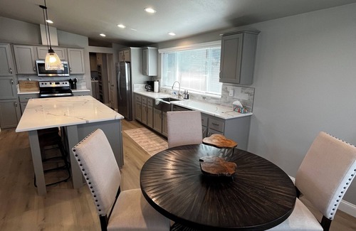 Smith River House | Brand new 2-bedroom beach house sleeps 4-5 in Smith River. 150 steps to beach!
