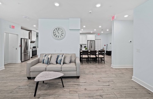 Myrtle Beach House | Brand New 20beds/19baths near MB Attractions/Airport Pvt Pool 350ft to beach