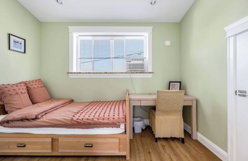 Killarney Villa | Brand new 3 bedroom brand new laneway house near public transit