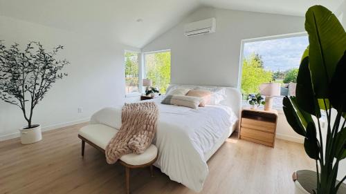 Northgate House | Brand New Architectural Gem 1900 sqft House with SPA bathroom 15min to downtown