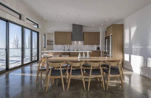 Silver Star Mountain House | Brand new house with 2 private hot tubs, laundry, gear room and suite