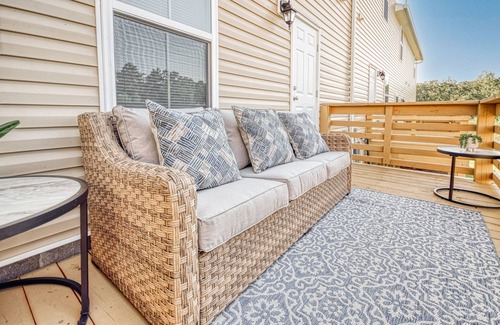 Tallahassee Condo | Brand new chic condo minutes from FSU/TCC/FAMU!
