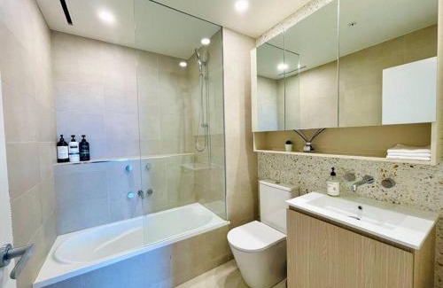 Macquarie Park Apartment | Brand new City view condo 4bed2bath with Parking