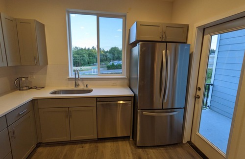 West Hills House | Brand new Contemporary Townhome, 5-mins. from St. Michael's Hospital