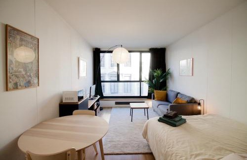 Postel Apartment | Brand new & cosy - Louise & Stéphanie area