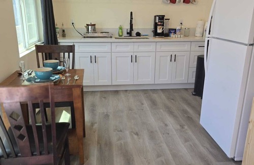La Presa Apartment | Brand New Cozy studio with AC and WiFi in amazing Spring Valley