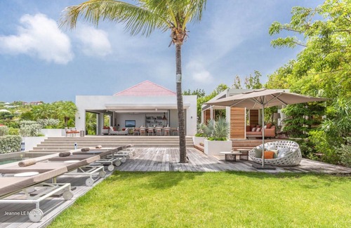 Anse du Gouverneur Villa | Brand new four bedroom villa with pool and gym near Gouverneur Beach