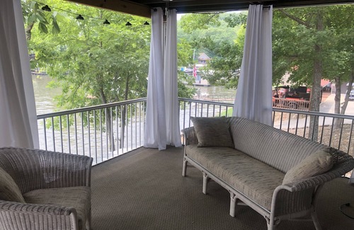 Climax Springs House | Brand New High End Renovation - Owners Personal Home - 1st Time Listed
