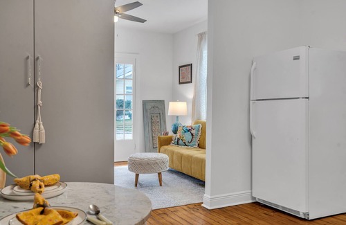 Navarre House | Brand New Home; Blocks To City Park; 5 Min to French Q/Uptown; Private Backyard