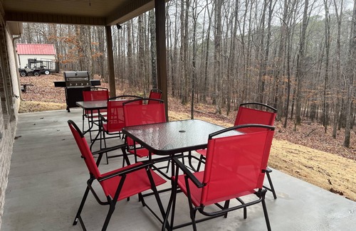 Jones Mills House | Brand New Home in a Private Gated Community