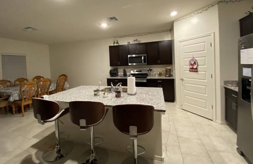 Tucson House | Brand new home near the airport and close to U of A and downtown.
