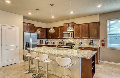 Davenport Resort | Brand new Home with 8Bed, 6Bath, Heated Private pool, SPA near Disney!