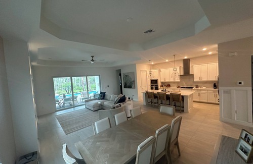 Biggar House | BRAND NEW Luxe Monthly Rental in highly sought after WildBlue Community!