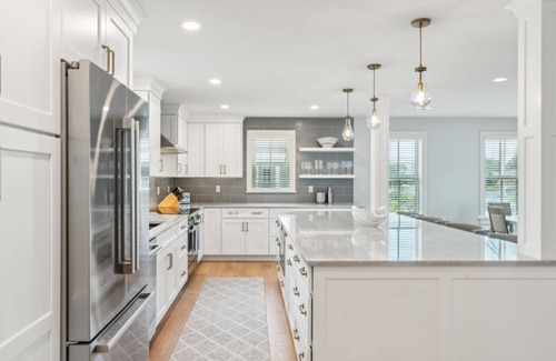 Ogunquit House | BRAND-NEW Luxurious Modern Farmhouse in Downtown Ogunquit!