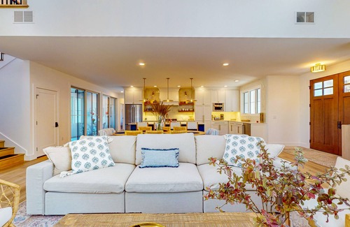 Glen Arbor House | Brand New Luxurious Home, w/Fire pit, Gas Grill, near Lakes & Trails!