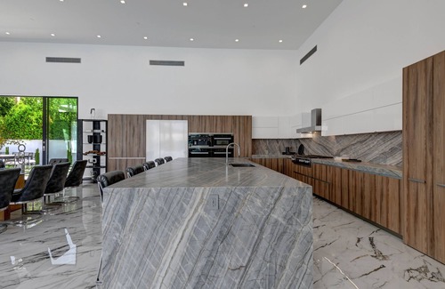 Rancho Mirage House | Brand New Luxury Vacation Rental, Private Resort Style Pool & Spa 2