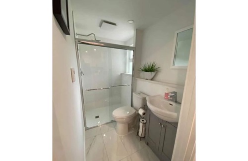 Maple Ridge Apartment | Brand new, modern suite in the centre of town!
