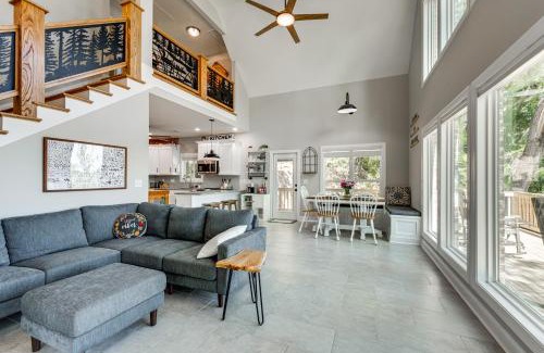 Perry House | Brand-New Perry House with Kayaks and Lake Access